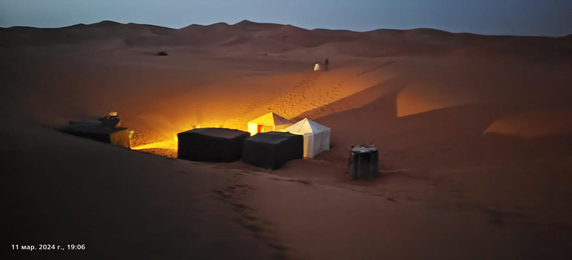 Erg Chebbi Starlight Camp Hotel Merzouga Buitenkant foto