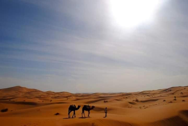 Erg Chebbi Starlight Camp Hotel Merzouga Buitenkant foto