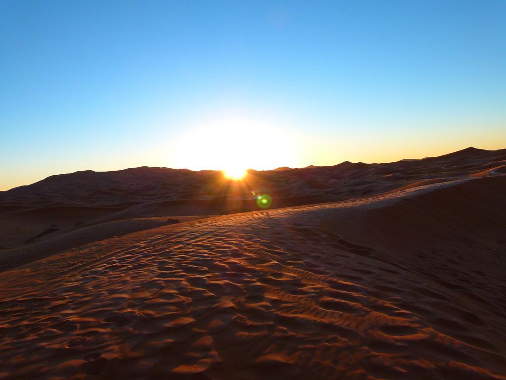 Erg Chebbi Starlight Camp Hotel Merzouga Buitenkant foto