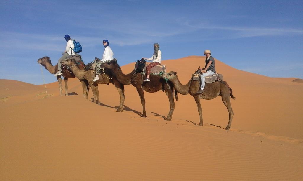 Erg Chebbi Starlight Camp Hotel Merzouga Buitenkant foto